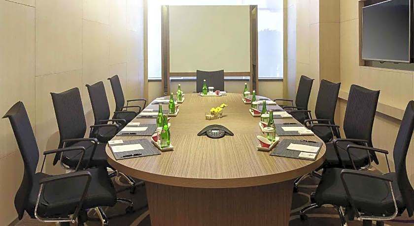 Novotel Makassar Grand Shayla Hotel