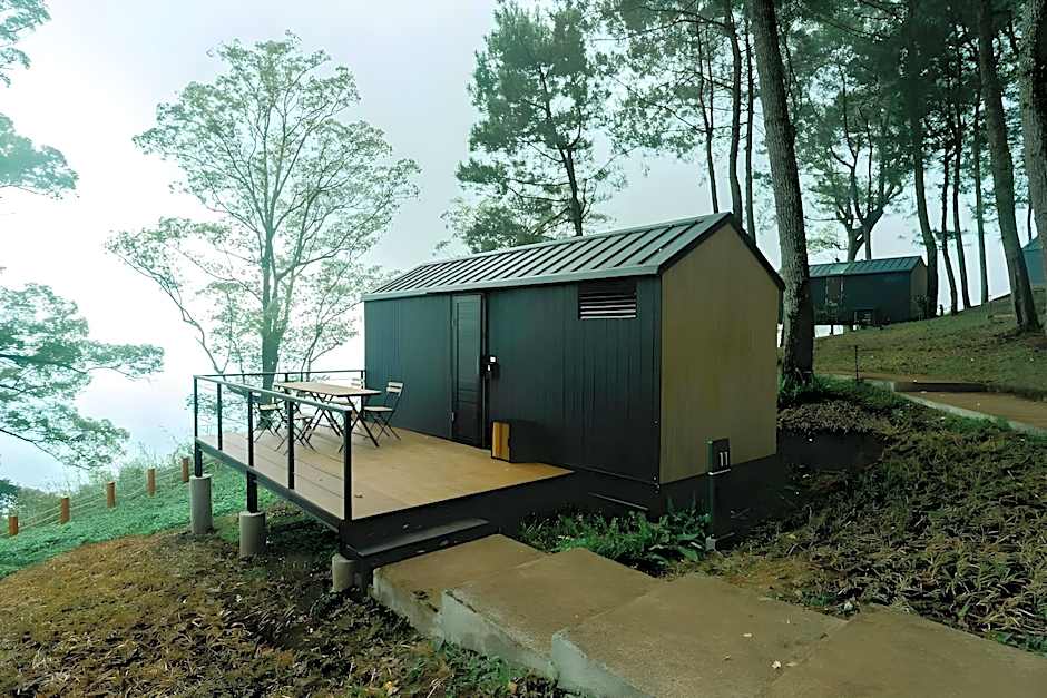 Bobocabin Coban Rondo, Malang