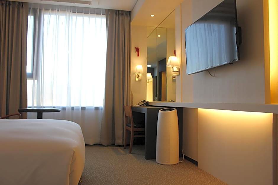 Geoje Artnouveau Suite Hotel
