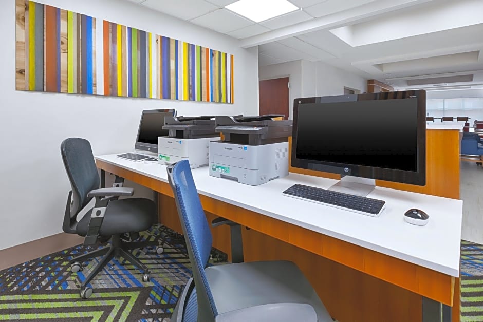 Holiday Inn Express & Suites Dayton South Franklin by IHG
