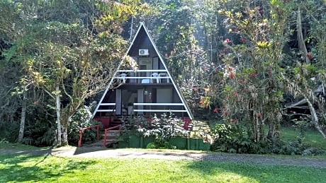 Bungalow with Garden View