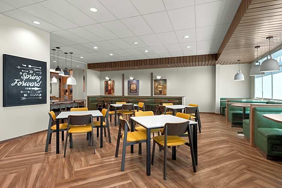 Fairfield by Marriott Inn & Suites Victorville