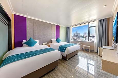 Deluxe Twin Bed