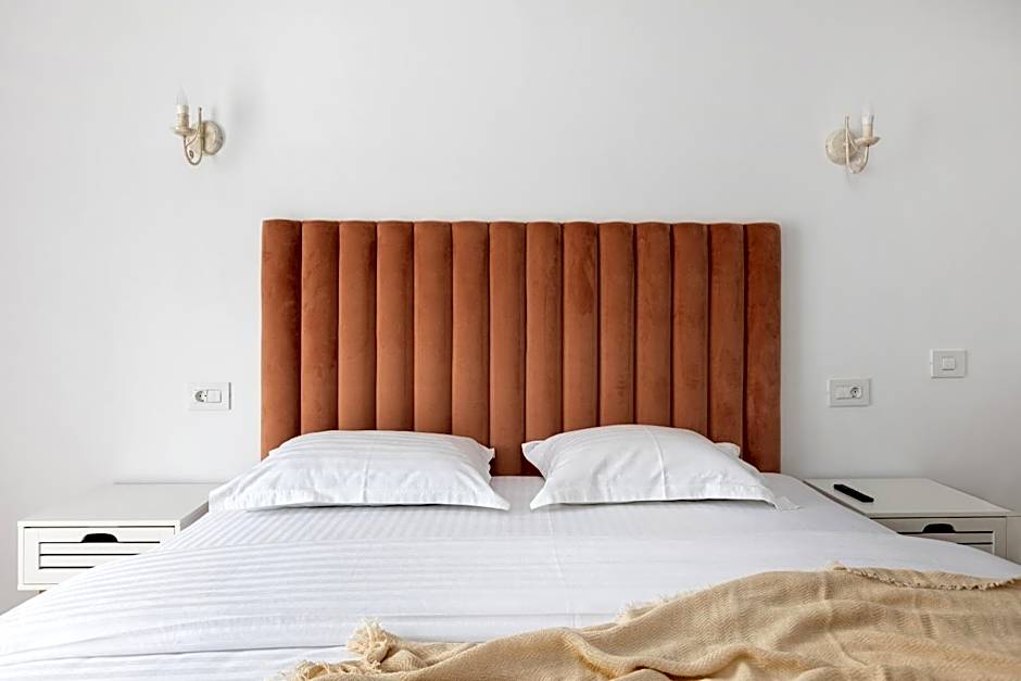 PEAK Aparthotel - Old Town - by CityHost