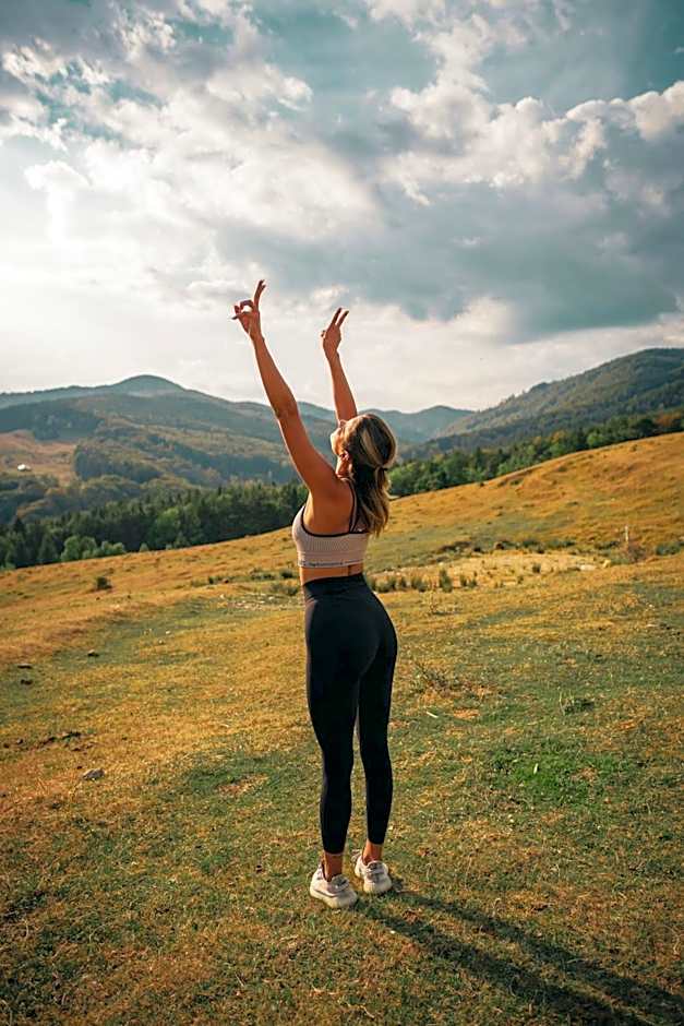 Moon Valley Comarnic