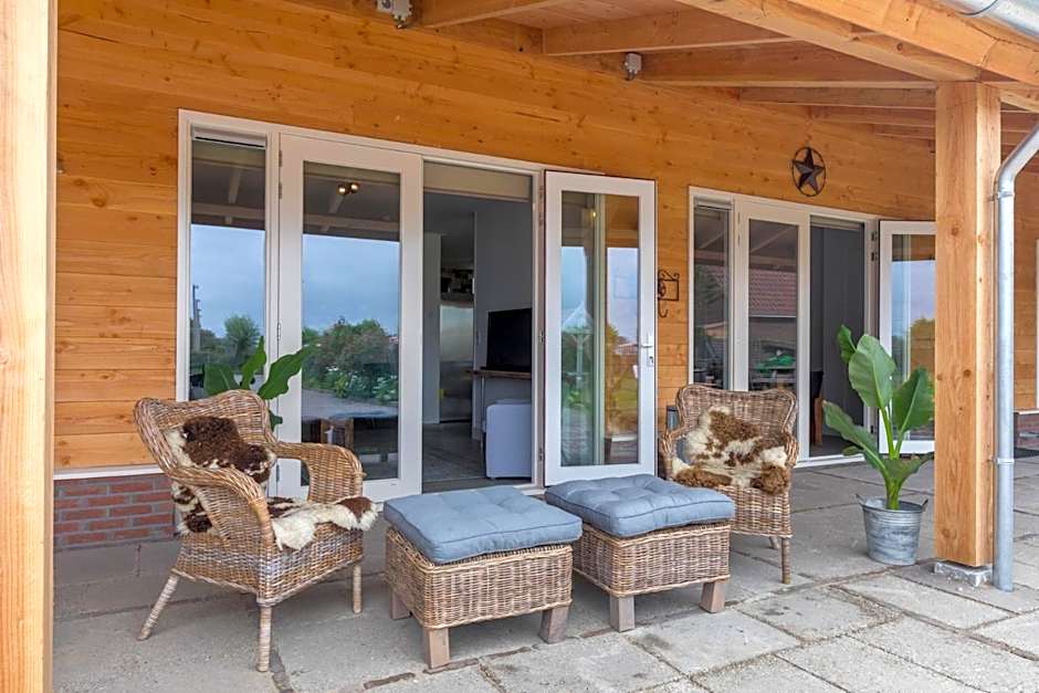 Ride by the Sea Guesthouse