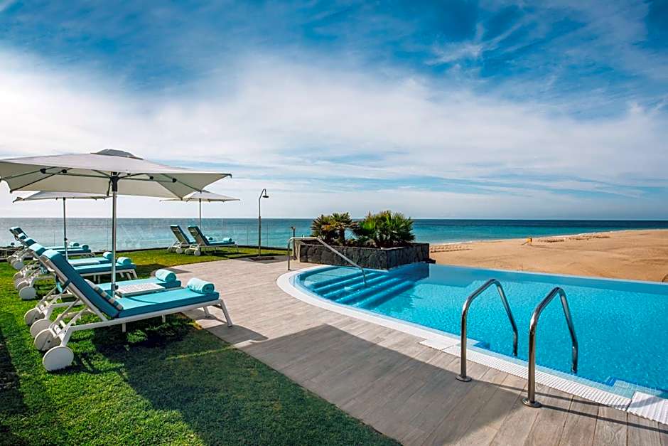 Iberostar Waves Playa Gaviotas All Inclusive