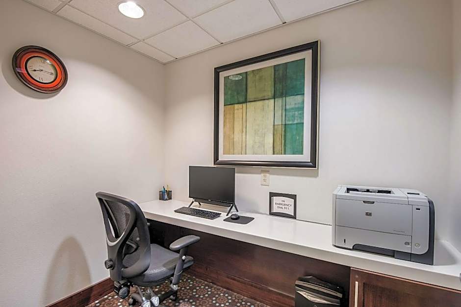 Quality Inn & Suites Quincy - Downtown