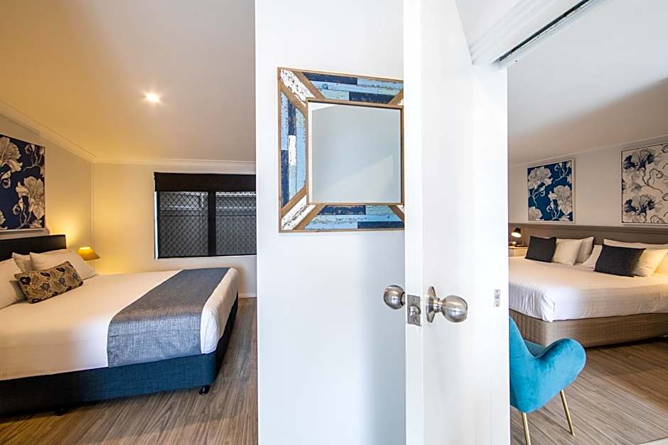 New England Motor Lodge