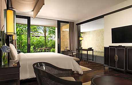 Oceanfront Private Pool Junior Suite