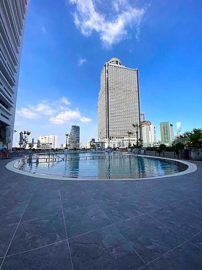 Centre Point Plus Hotel Silom