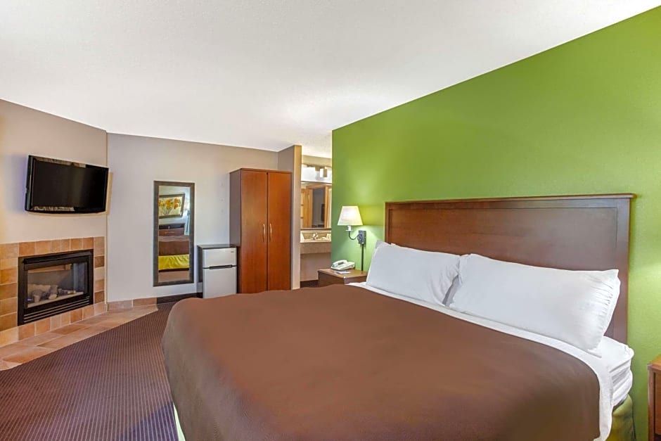 AmericInn by Wyndham Stillwater