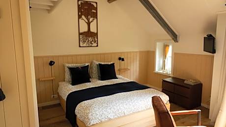 Apartment - Split Level