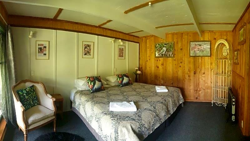 Blackfern Lodge
