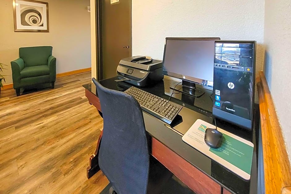 Quality Inn & Suites Marion