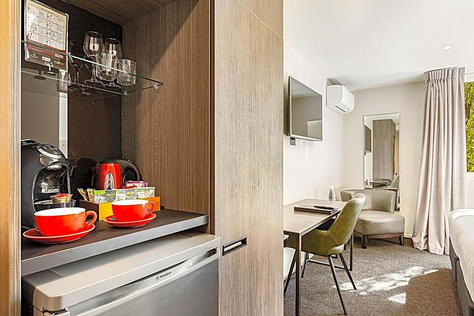 Hotel Elms Christchurch, an Ascend Collection Hotel