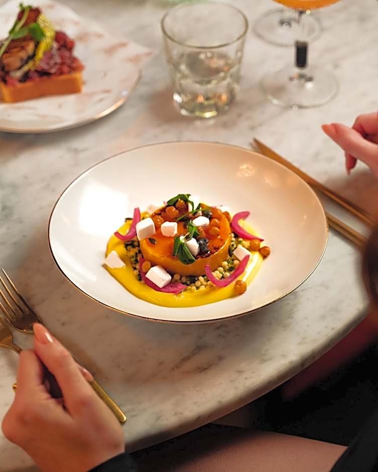 Van der Valk TheaterHotel De Oranjerie