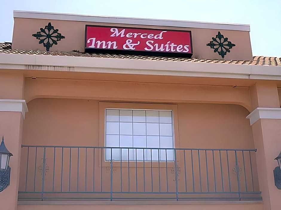 Merced Inn & Suites