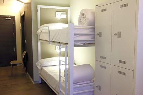 Deluxe Bunk Bed in 4, 6, 8-Bed Mixed Dormitory Room with Private Bathroom