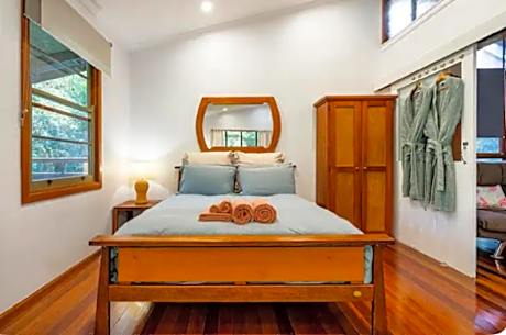 Cottage with Garden View