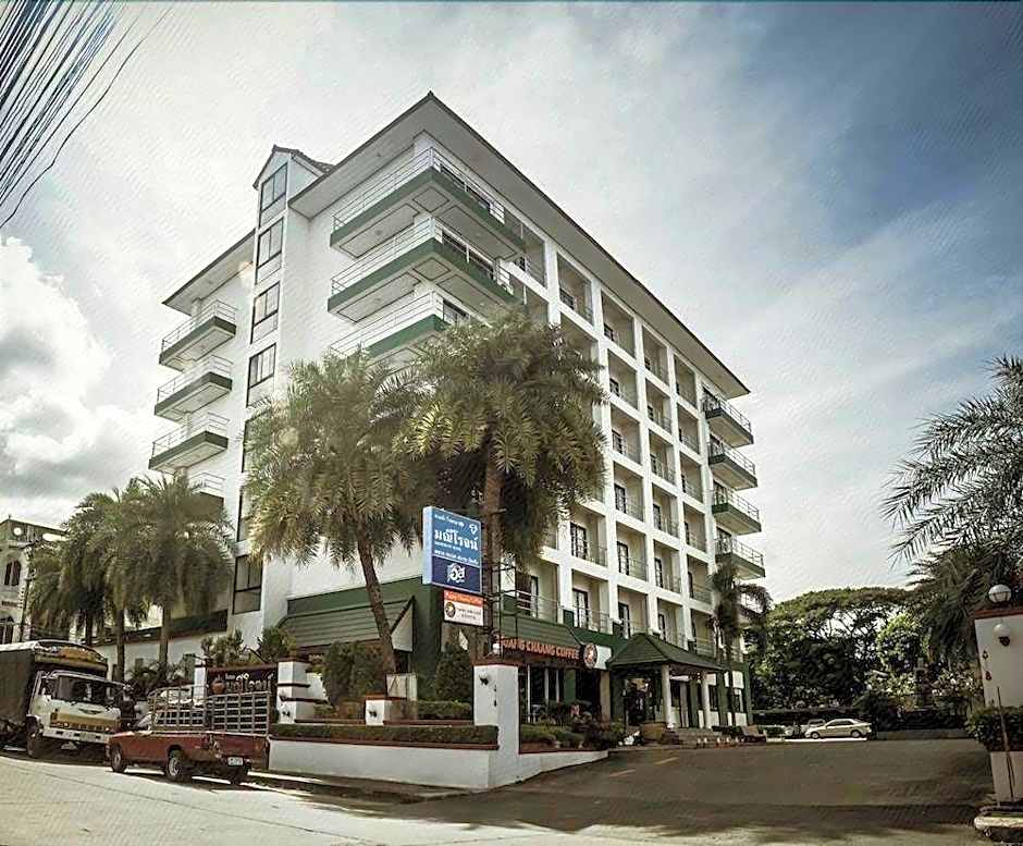 Maneerote Hotel Surin