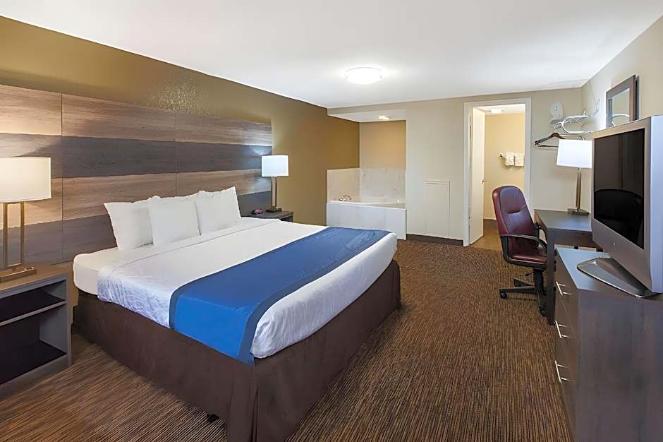 Baymont by Wyndham Downtown Detroit