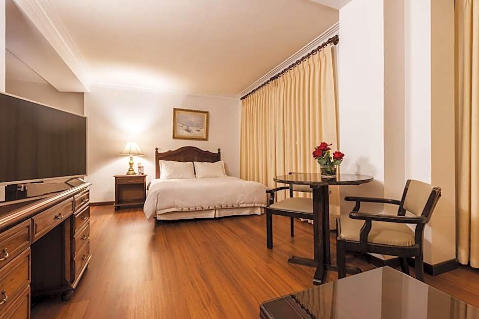 Foto 1 di 6 di Standard 1 Queen Bed