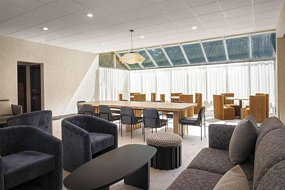 Embassy Suites by Hilton Cincinnati Northeast Blue Ash
