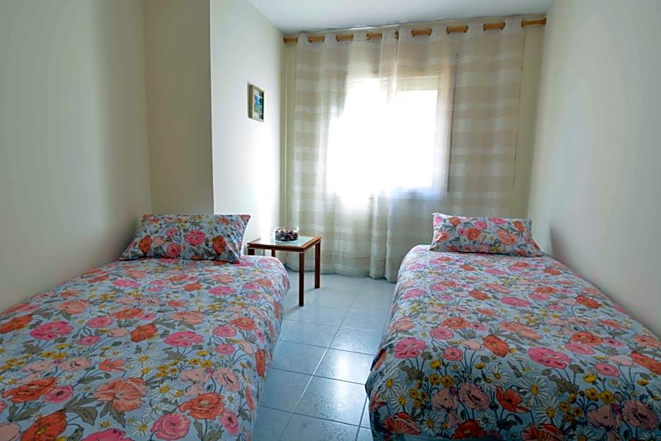 Reus Bedrooms 2 habitaciones con baño privado, sin cocina