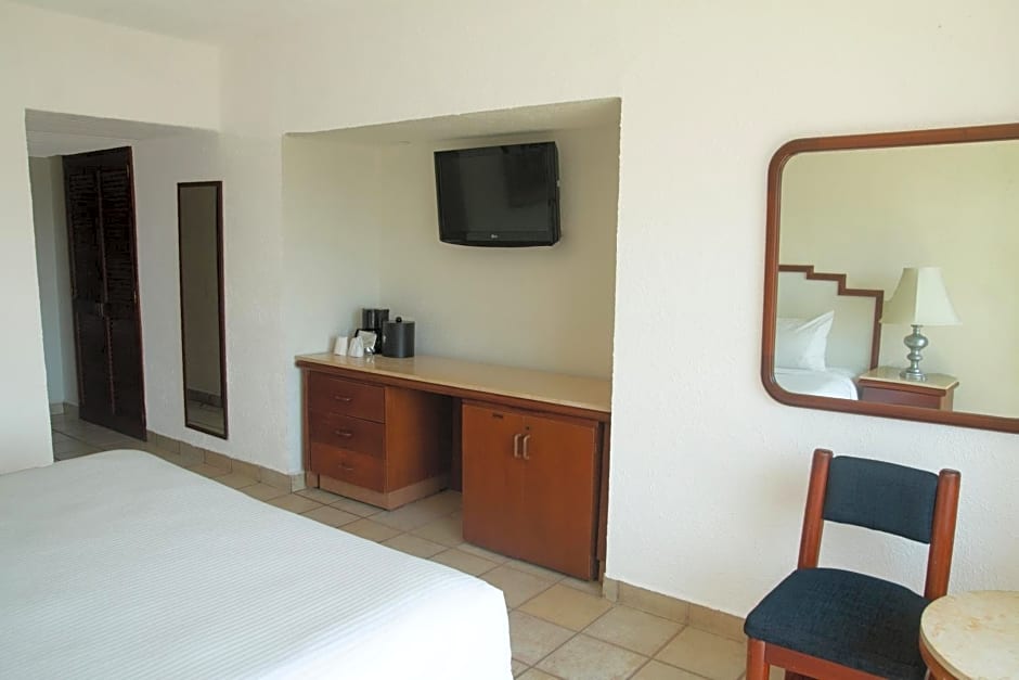 Emporio Ixtapa - with Optional All Inclusive