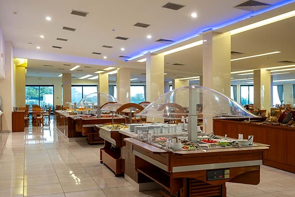 Mare Blue Hotel