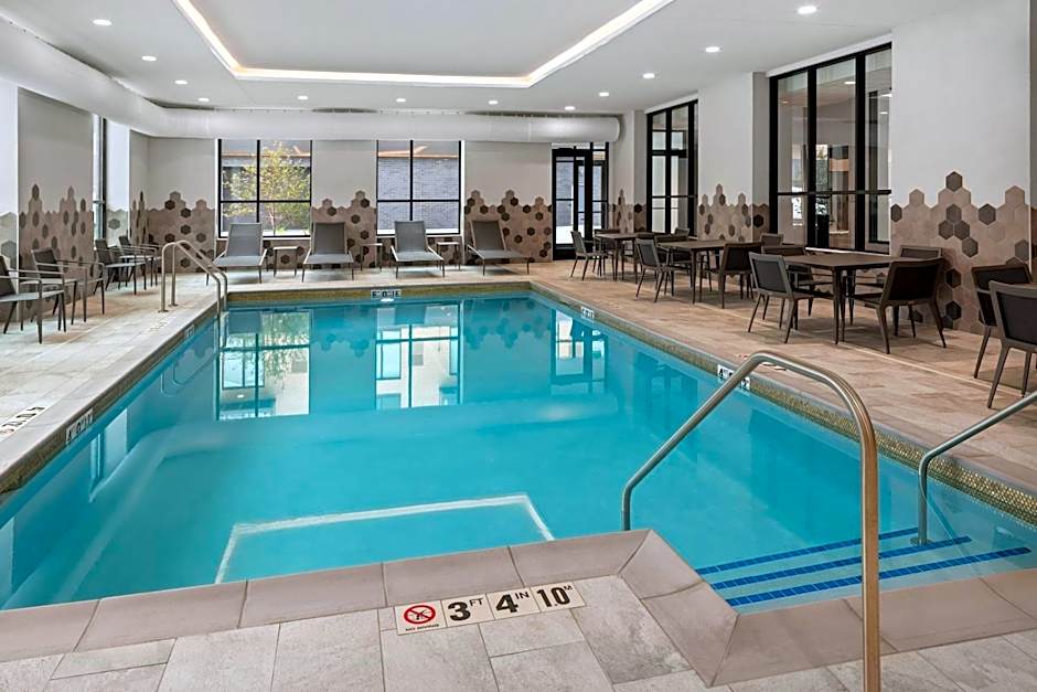 Courtyard by Marriott St Paul Downtown