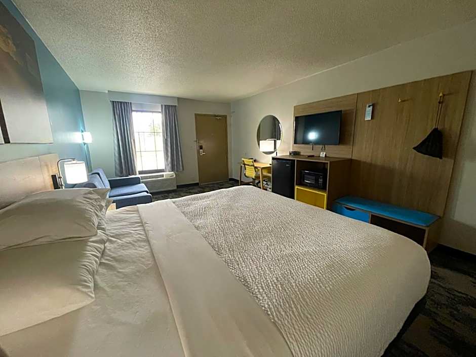 Days Inn & Suites by Wyndham York