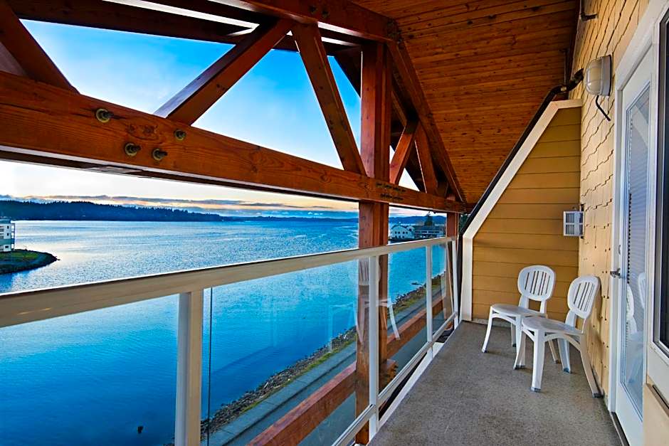 Oxford Suites Silverdale