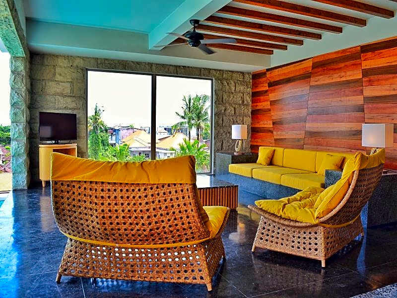 TS SUITES Seminyak Bali