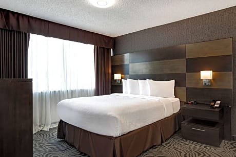 BUSINESS, QUEEN BED Breakfast