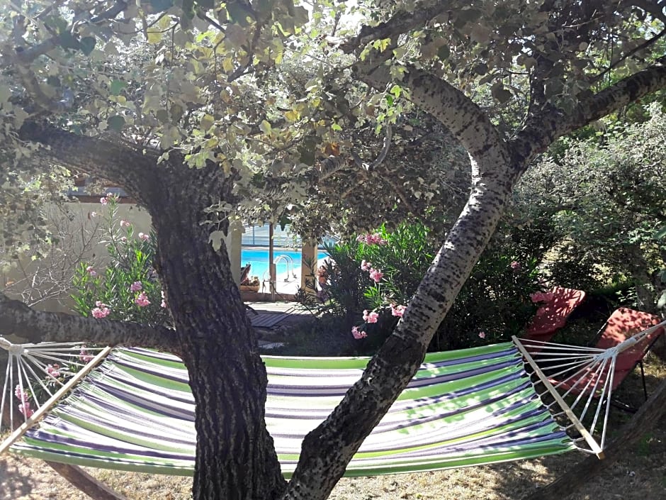 Les Cerises – St. Saturnin d'Apt, UT