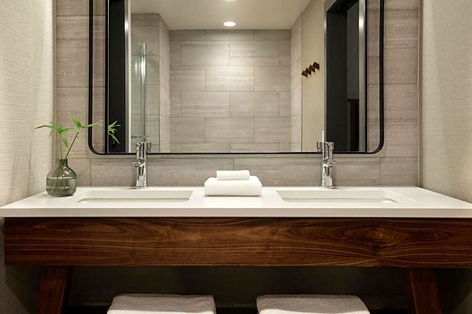 Kimpton Armory Hotel Bozeman By IHG
