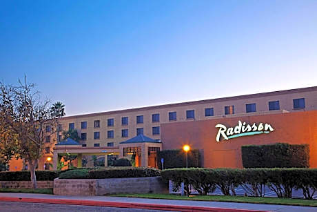 Radisson Hotel Santa Maria