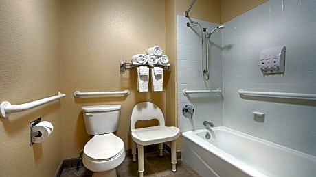 Accessible - 2 Queen, Mobility Accessible, Bathtub, Non-Smoking, Full Breakfast