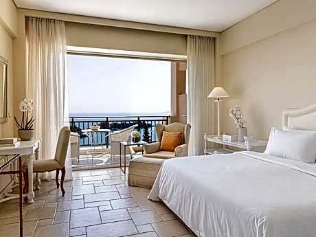 Superior Panoramic Guestroom Sea View