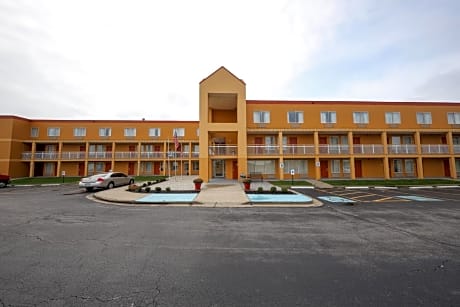 Copley Inn & Suites, Copley - Akron