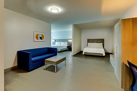 One-Bedroom Suite - Disability Access