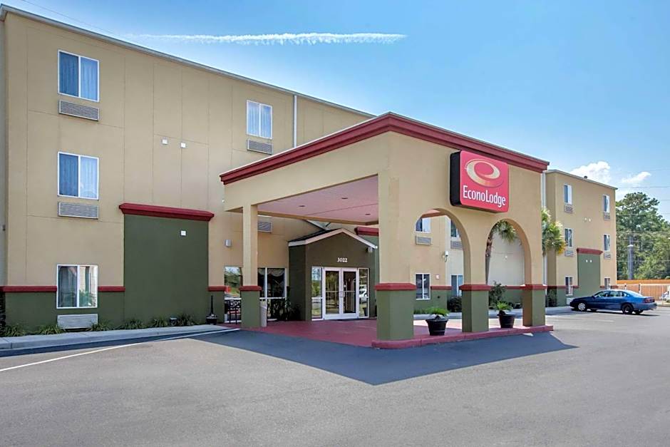 Photo 1 of 8 of Econo Lodge Valdosta Mall Area