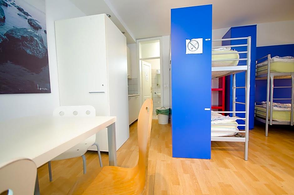 H2O Hostel