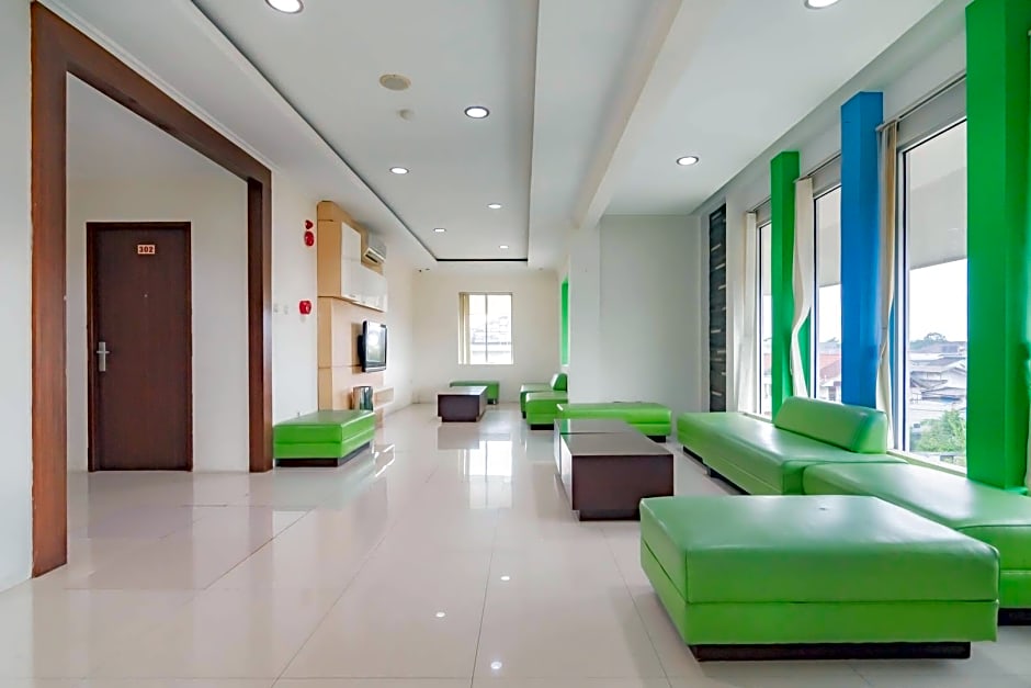 Urbanview Hotel Syariah Dapen Pontianak by RedDoorz