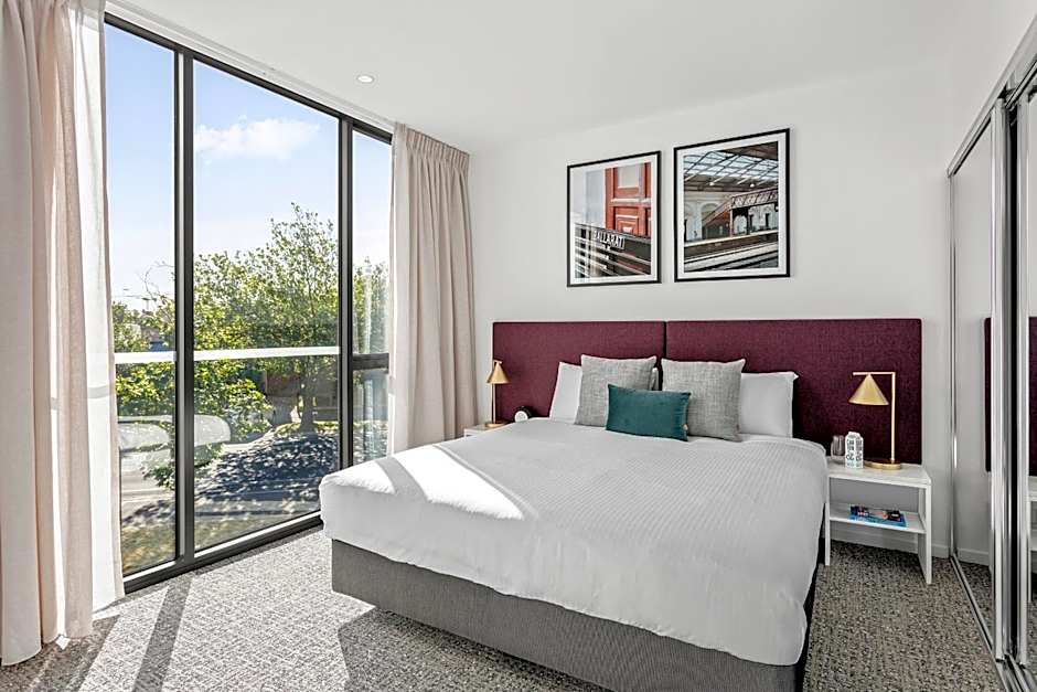 Quest Ballarat Station