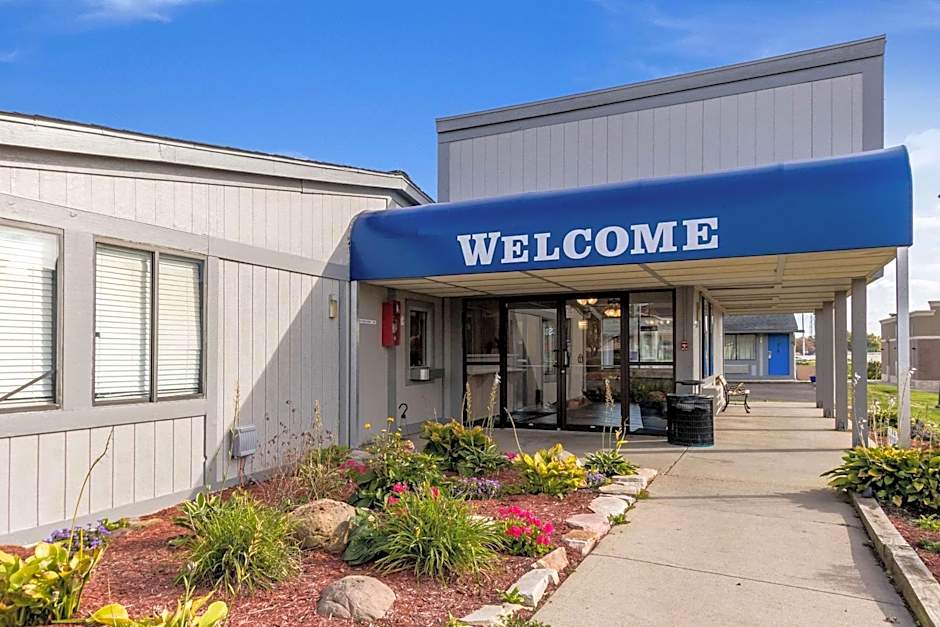 Rodeway Inn Near Hall of Fame