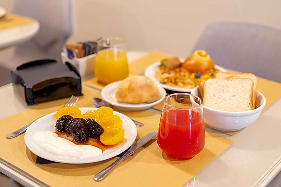 El Homs Palace Hotel