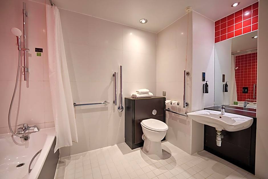 Village Hotel London Watford